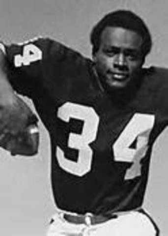 Walter Paytons First season in the NFL
