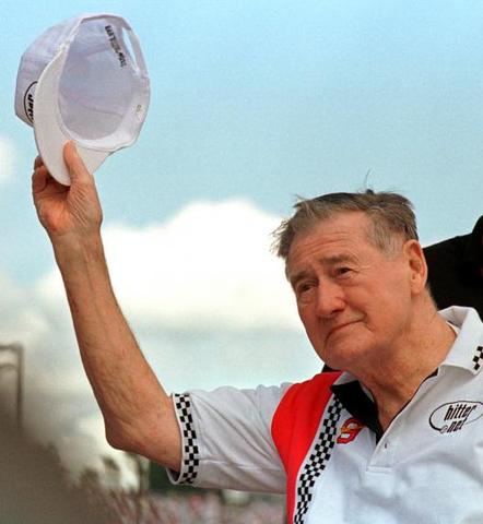 Ted Williams died from being really old.