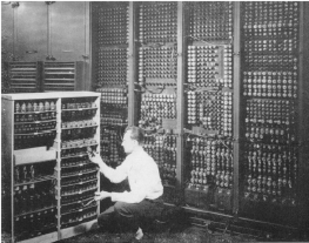 ENIAC supermaquinas para el caluclo de tablas