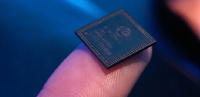 Premio "Mejor Procesador Servidores / Estaciones" de Microprocessor Report