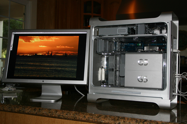 La IBM lanzó el PowerPC 970 basado en 64 bits para sistemas, siendo una de las mejores la Power Mac G5 de Apple