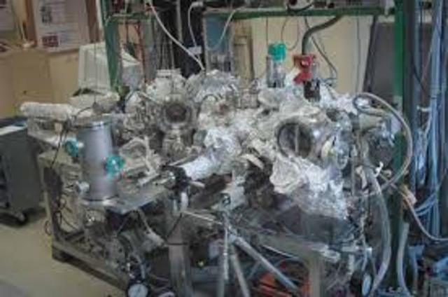 Microscope à effet tunnel