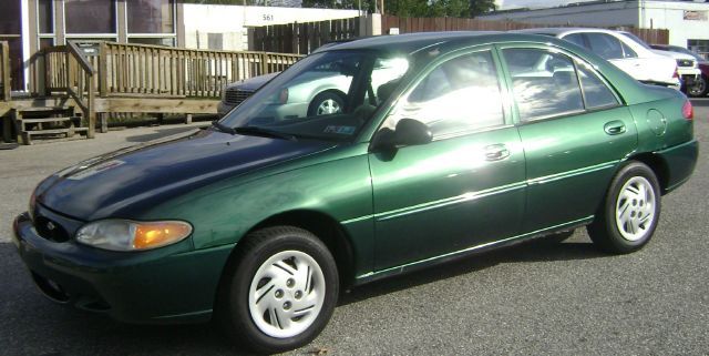 Yo compré mi primero coche.