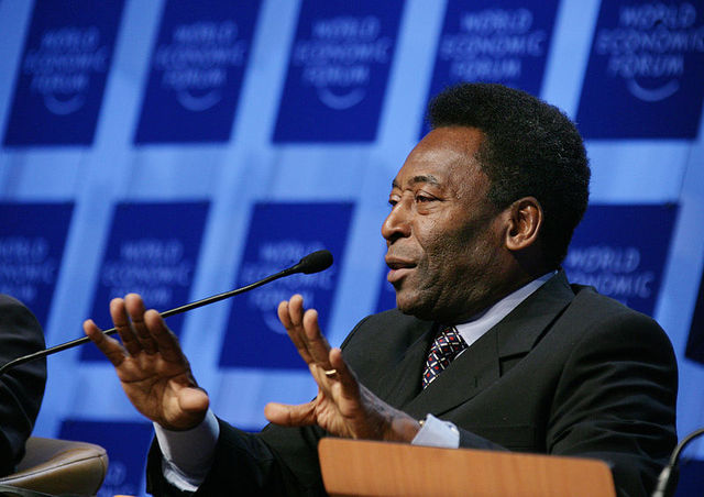 Pele voted Greatest  Sccoer Player Ever