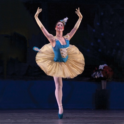 Record attendance at holiday performance