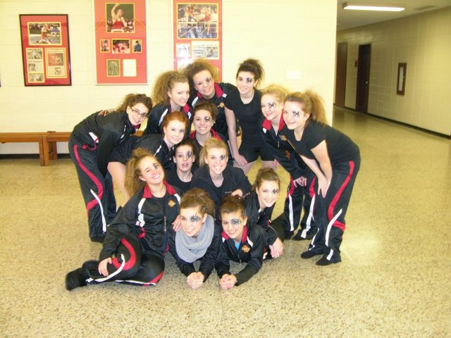 Mi primer año el equipo de baile.