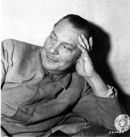 Goering Escapes the Noose