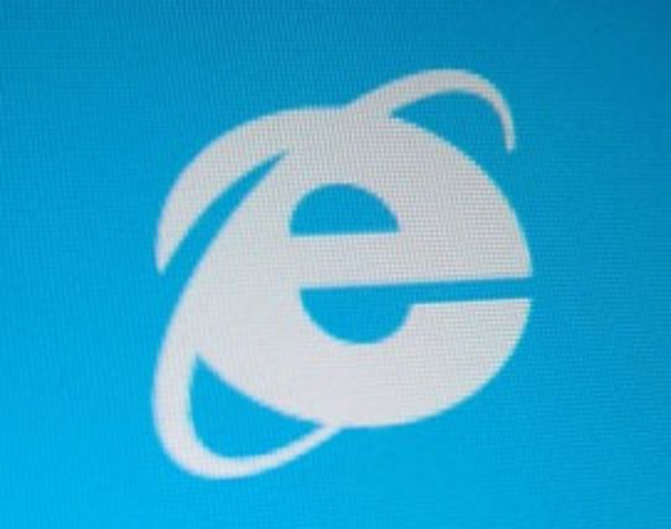 Internet Explorer 1.0 släpps