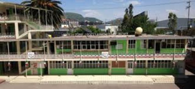 Entrada a la Secundaria