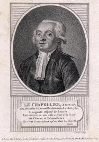 4 DE AGOSTO DE 1789  LEY DE CHAPELIER