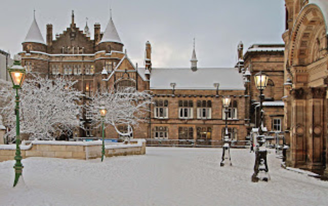 Goes to preparatory school Saint Mary's Hall.