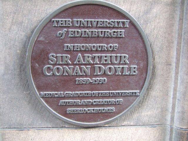 Graduates  at Edimburgh University.