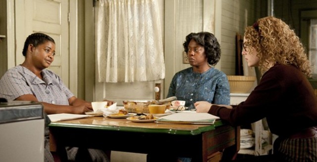 Minny joins Aibileen and Skeeter to write about their lives as black maids