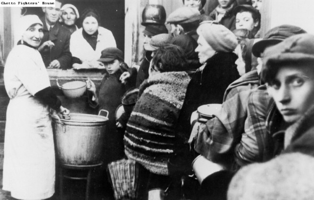 ניהול בבית היתומים