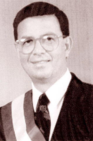 Rafael Leonardo Callejas  (1990-1994) Partido Nacional