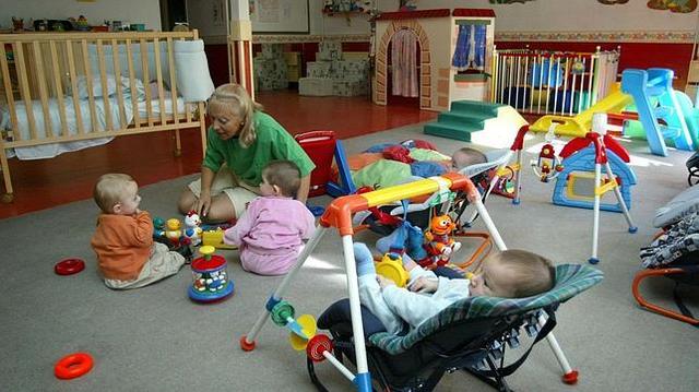 Entrada A La Guarderia