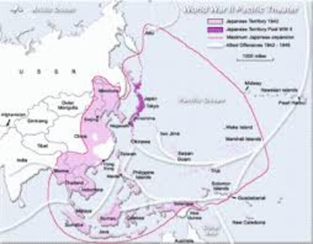 Nimitz and McArthur begin island hopping in the pacific