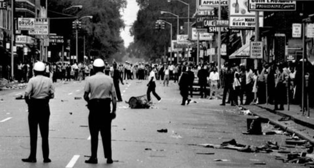 The Detroit Riots Begin