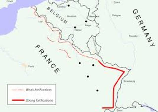french begin constructing the Maginot line