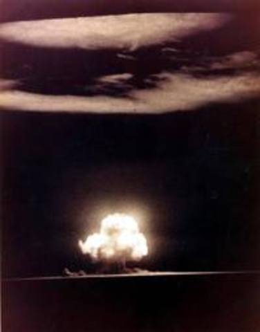 first successful test atomic bomb