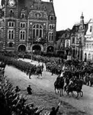 France militarizes the Rhineland