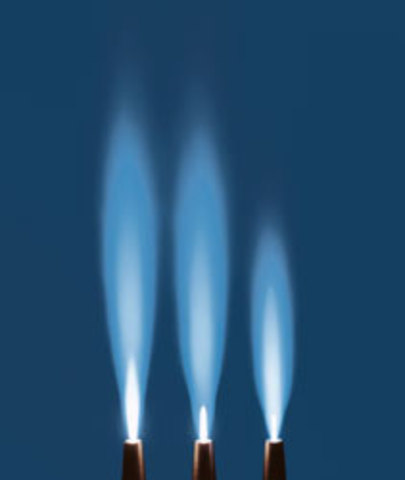 August Kundt uurib heli kiirust gaasides