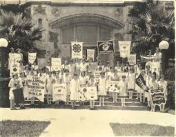 1928 –FFA became a National organization.