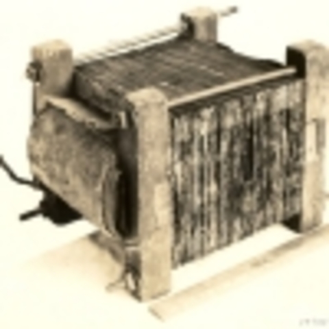 William Stanley leiutab vahelduvvoolu trafo