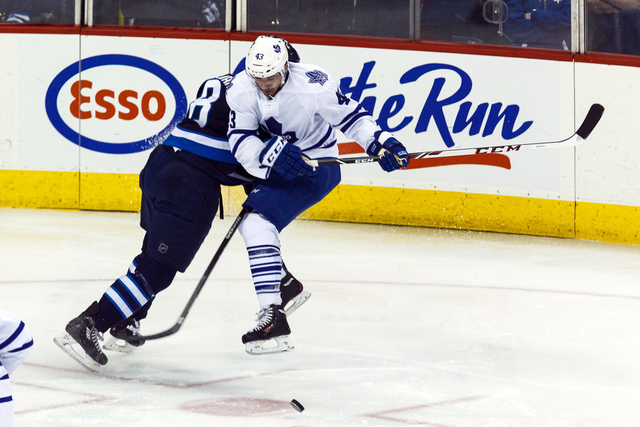 Jets 5, Leafs 4 (OT)