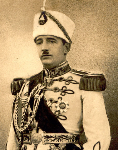 Ahmed Zog turns Albania into a monarchy.