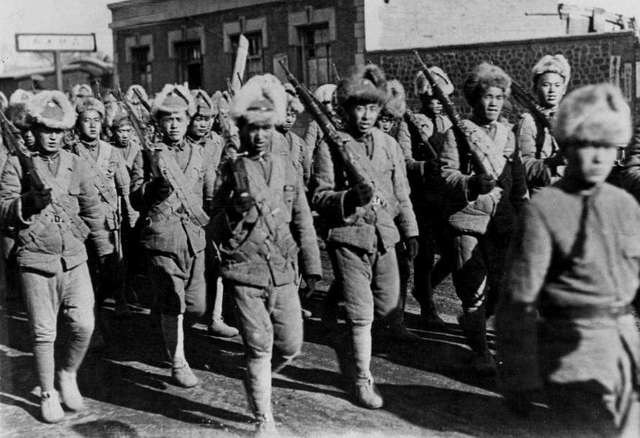 Kuomitang moved to Chungking, which aided WWII