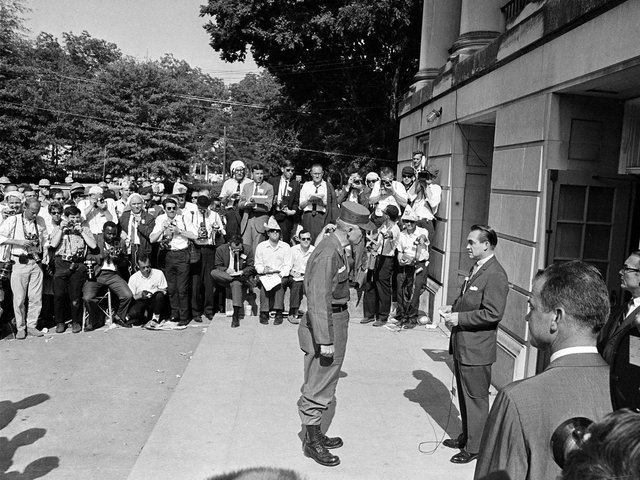 Racial Integration at University of Alabama with George Wallace Speaking