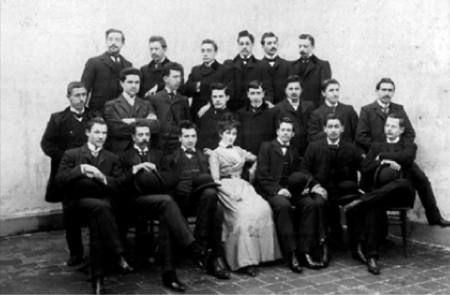 Primer registro universitario de una mujer