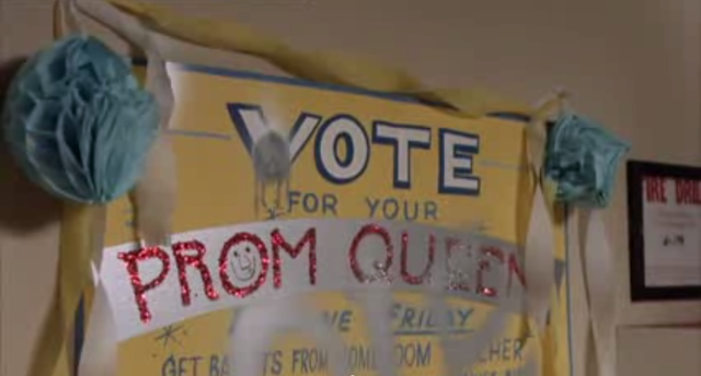 Vote Prom Queen Medium Close up