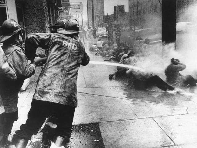 "Bull" Connor uses fire hoses on Black demonstrators