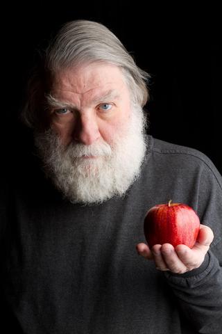 Jonas meets the giver