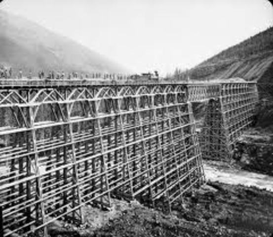 Building starts on the Canadian Pacific Railway