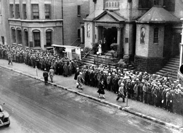 Bank of the United States Collapses