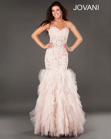 Find  a prom dress I'm in love with.