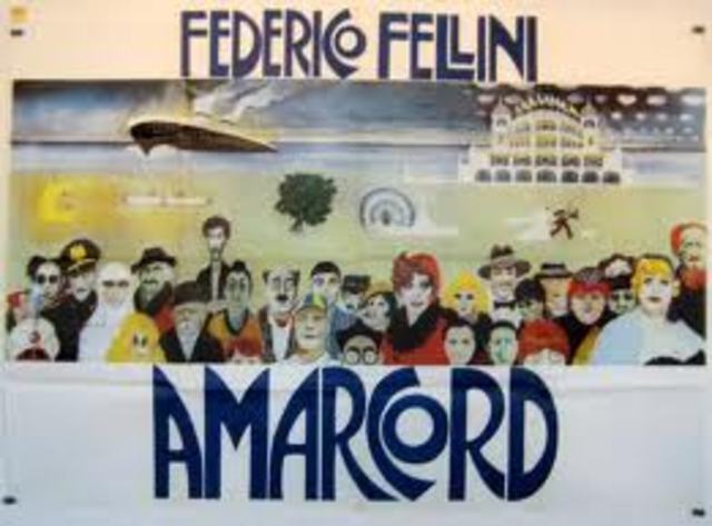 AMARCORD. Director: Federico Fellini. Oscar: Mejor película de habla no inglesa.  2 nominaciones al Oscar: Mejor director, guión original.