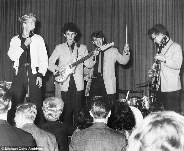 Rory and The Hurricanes.