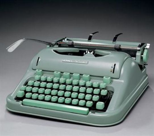 FIRST MANUAL TYPE WRITER