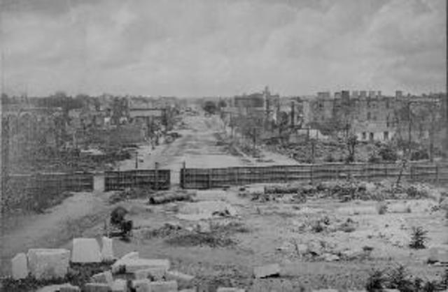 Sherman burns Atlanta