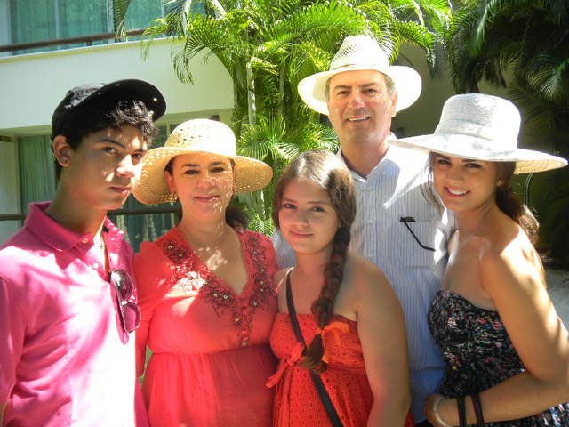 family trip to Cancún