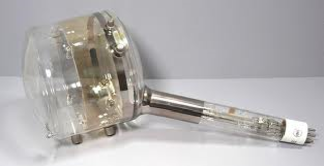 Iconoscope (cathode-ray tube)