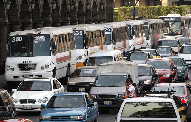 Aristóteles suspende incremento al pasaje