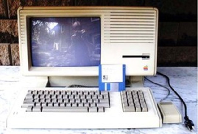 Apple выпустил Lisa