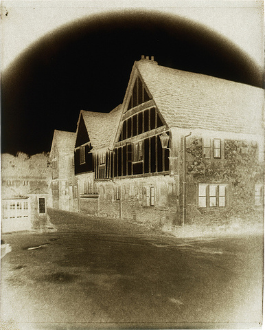 Fox Talbot invented the callotype