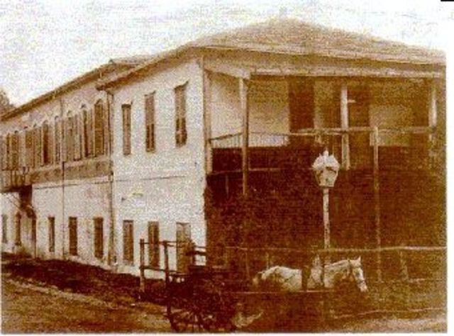 אורוות הברון דה-רוטשילד