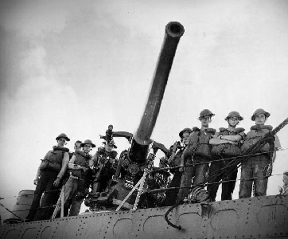 3:42 AM Spotted Submarine